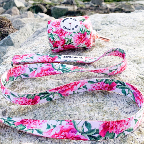 Pretty in Peonies Dog Leash